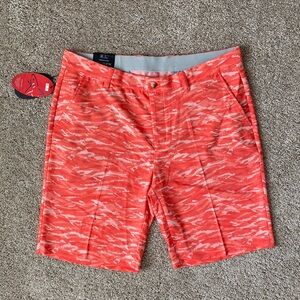 Greg Norman Performance Stretch Short